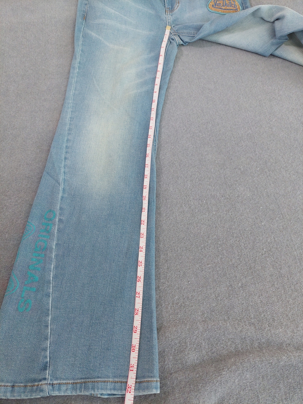 Von Dutch Originals NWT Low Rise Flare Jeans Studded Patch Size 29 Y2K McBling - Picture 4 of 13